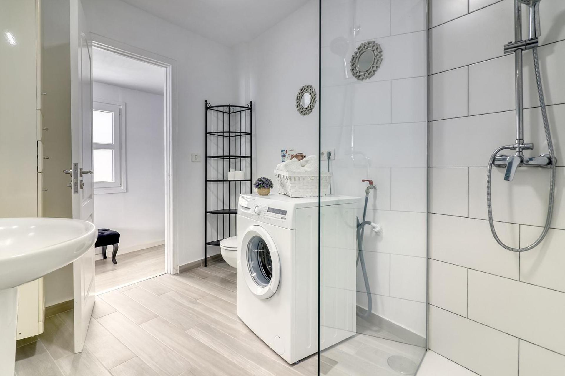 Central Modern Apartment With Private Parking & Ocean View & Coffee Corner Ікод-де-лос-Вінос Екстер'єр фото