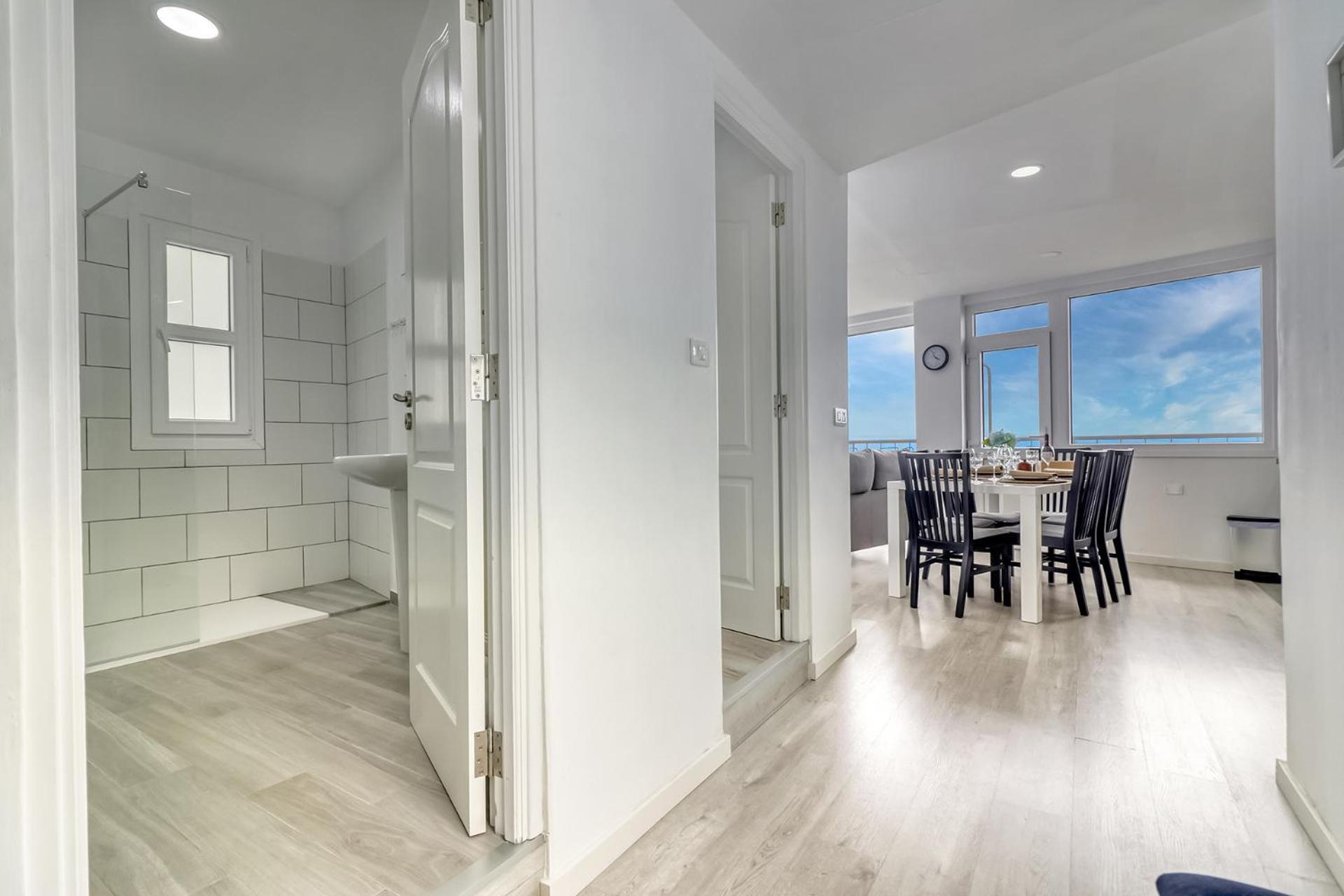 Central Modern Apartment With Private Parking & Ocean View & Coffee Corner Ікод-де-лос-Вінос Екстер'єр фото